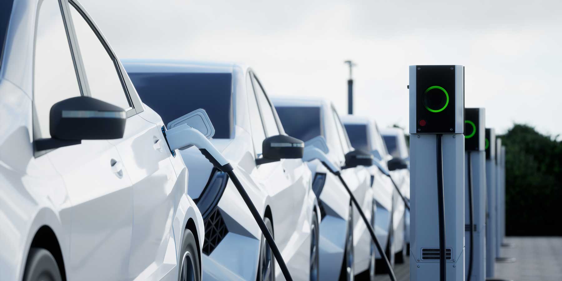 Analyzing Trends in EV Usage: US and Global Perspectives